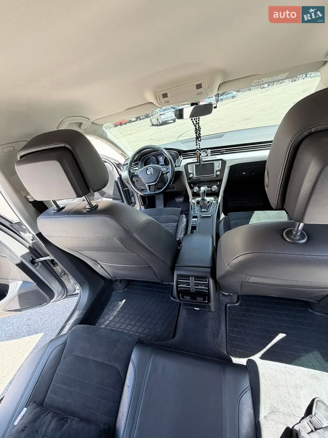2016 Volkswagen Passat - мініатюра 10