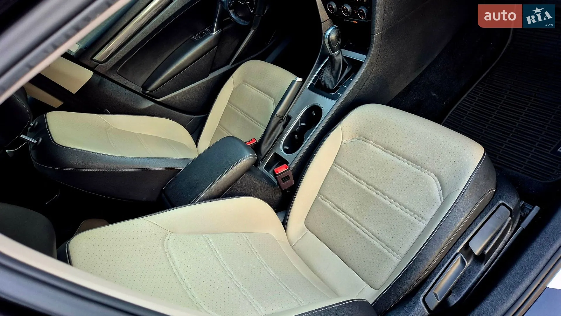 2020 Volkswagen Passat - мініатюра 24