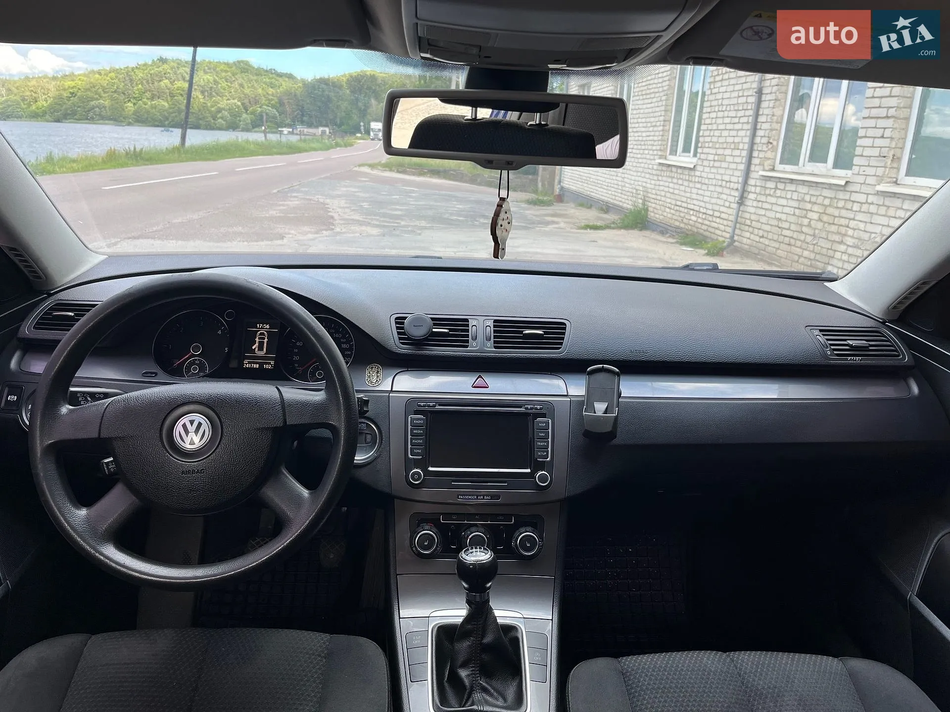 2010 Volkswagen Passat - мініатюра 7