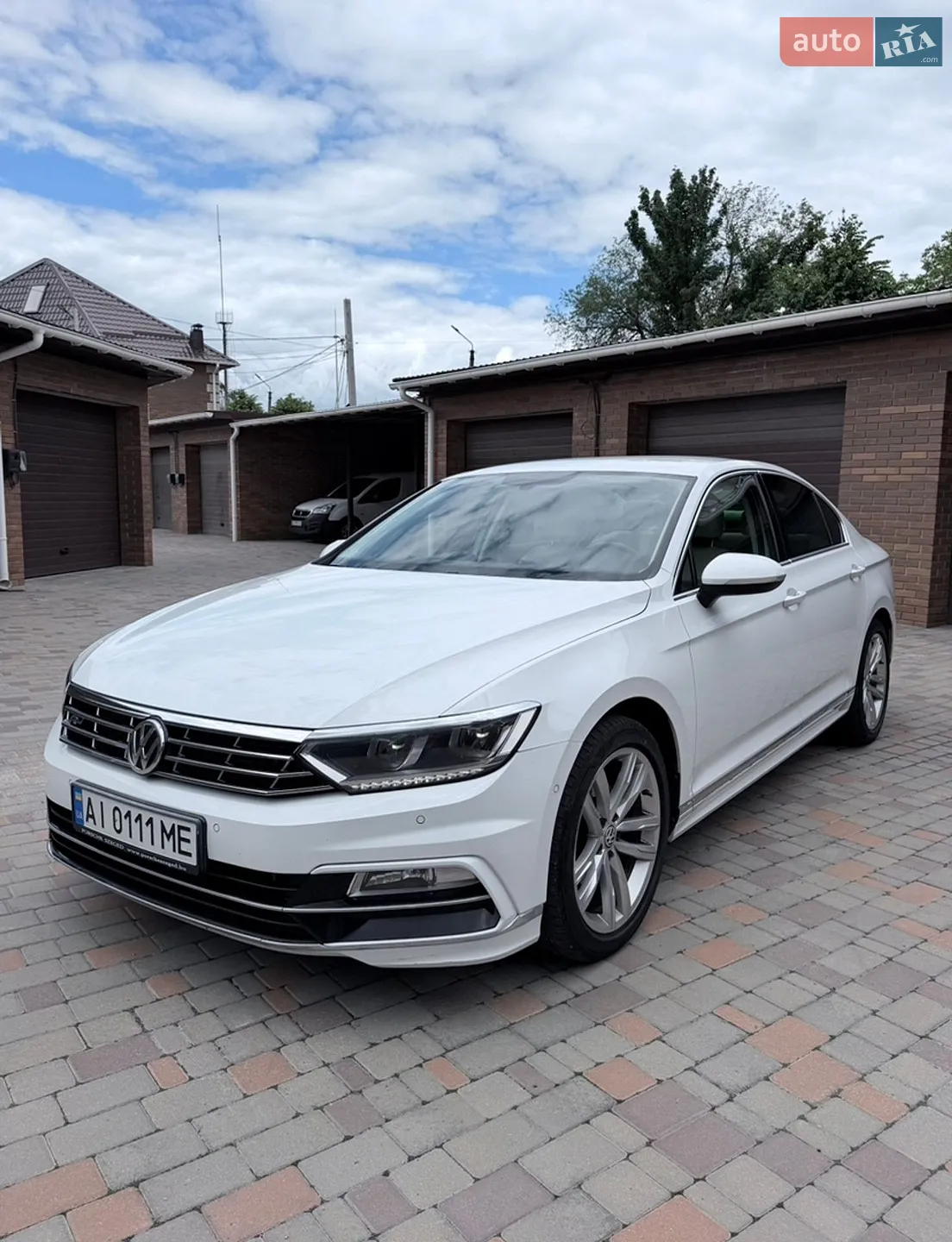 2017 Volkswagen Passat - мініатюра 2