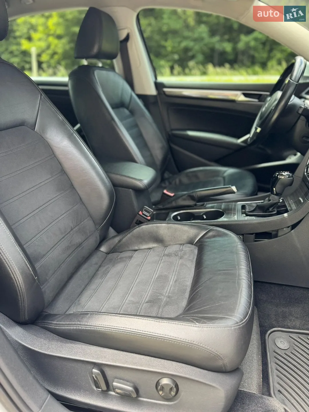 2013 Volkswagen Passat - мініатюра 29