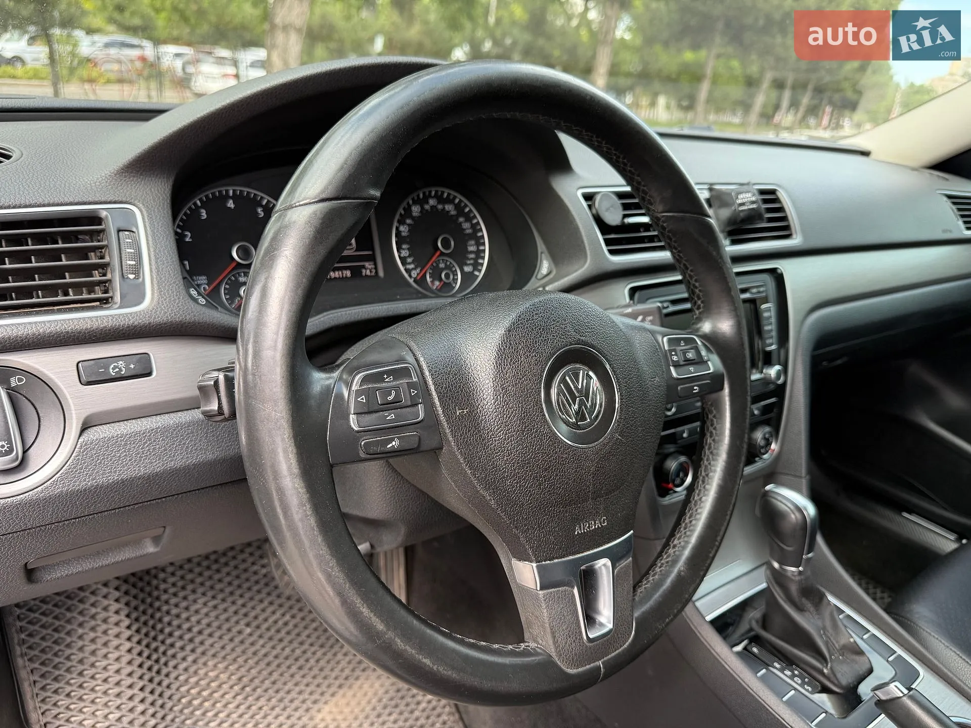 2014 Volkswagen Passat - мініатюра 24