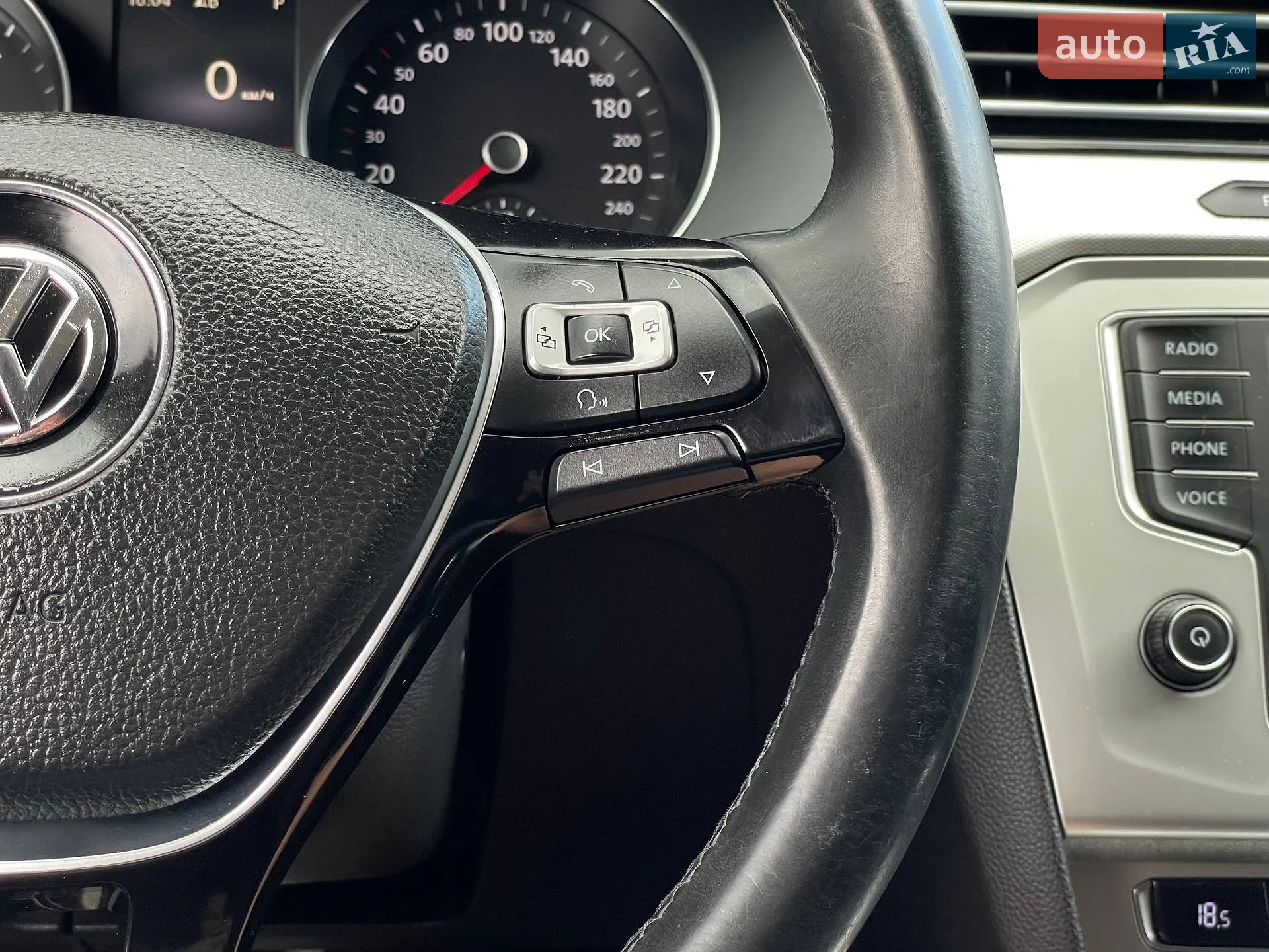 2015 Volkswagen Passat - мініатюра 47