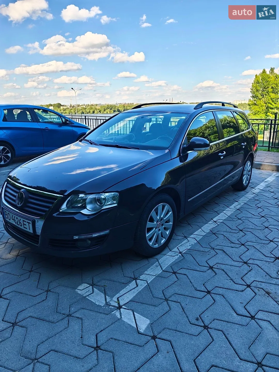2010 Volkswagen Passat - мініатюра 3