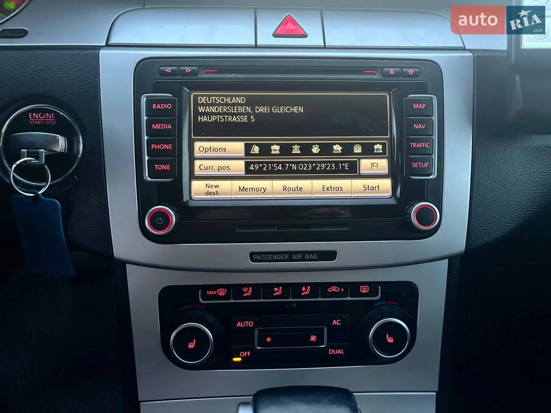 2010 Volkswagen Passat - мініатюра 22