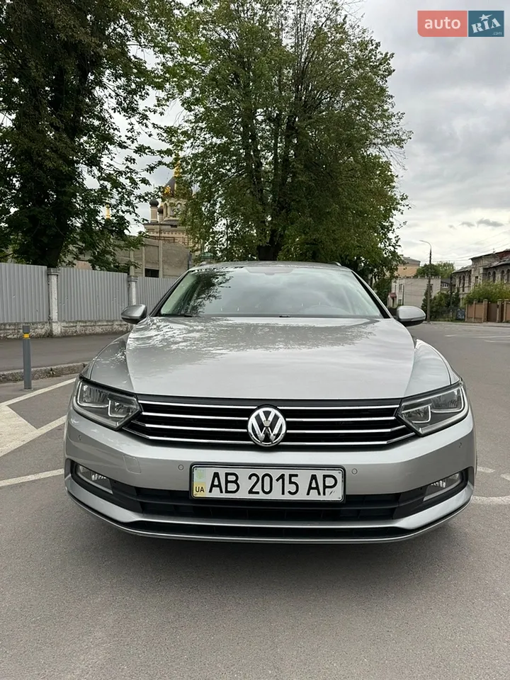 2016 Volkswagen Passat - мініатюра 19