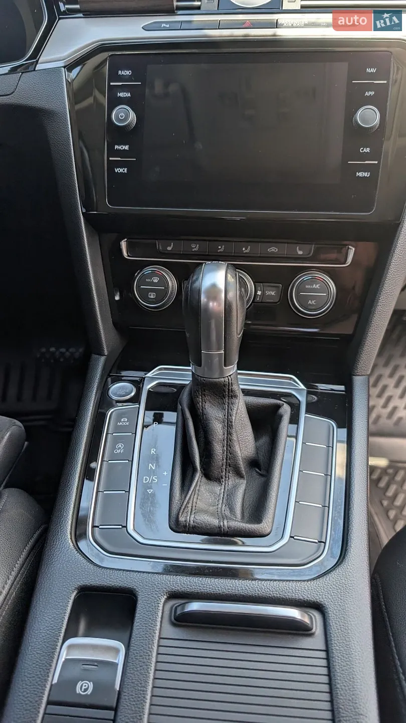 2019 Volkswagen Passat - мініатюра 11