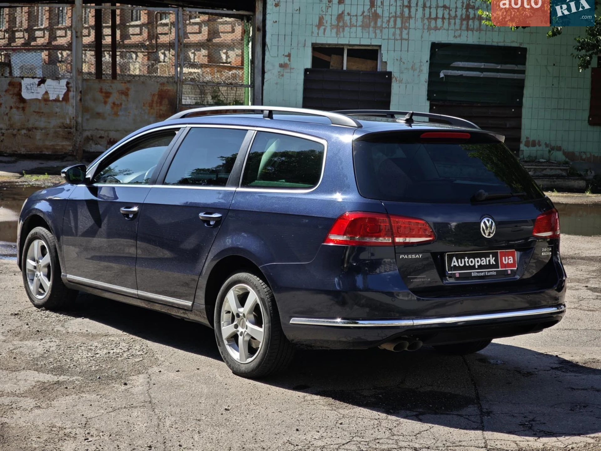 2011 Volkswagen Passat - мініатюра 10