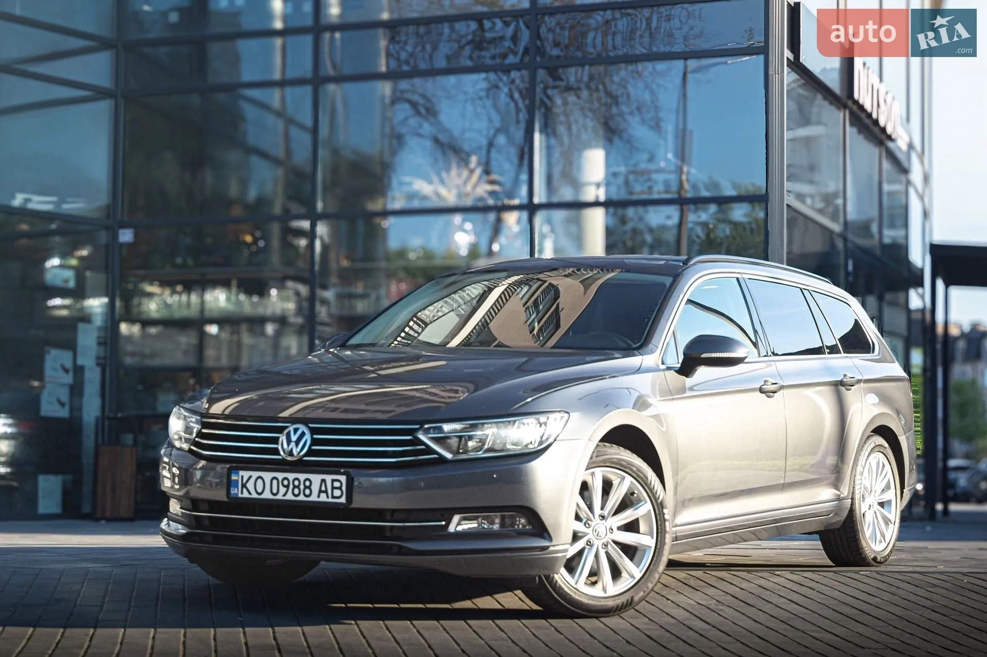 2016 Volkswagen Passat - мініатюра 4