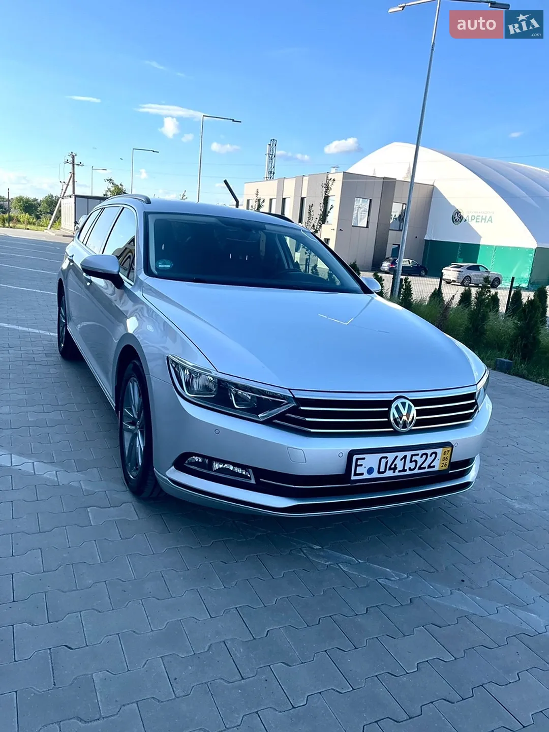 2017 Volkswagen Passat - мініатюра 2