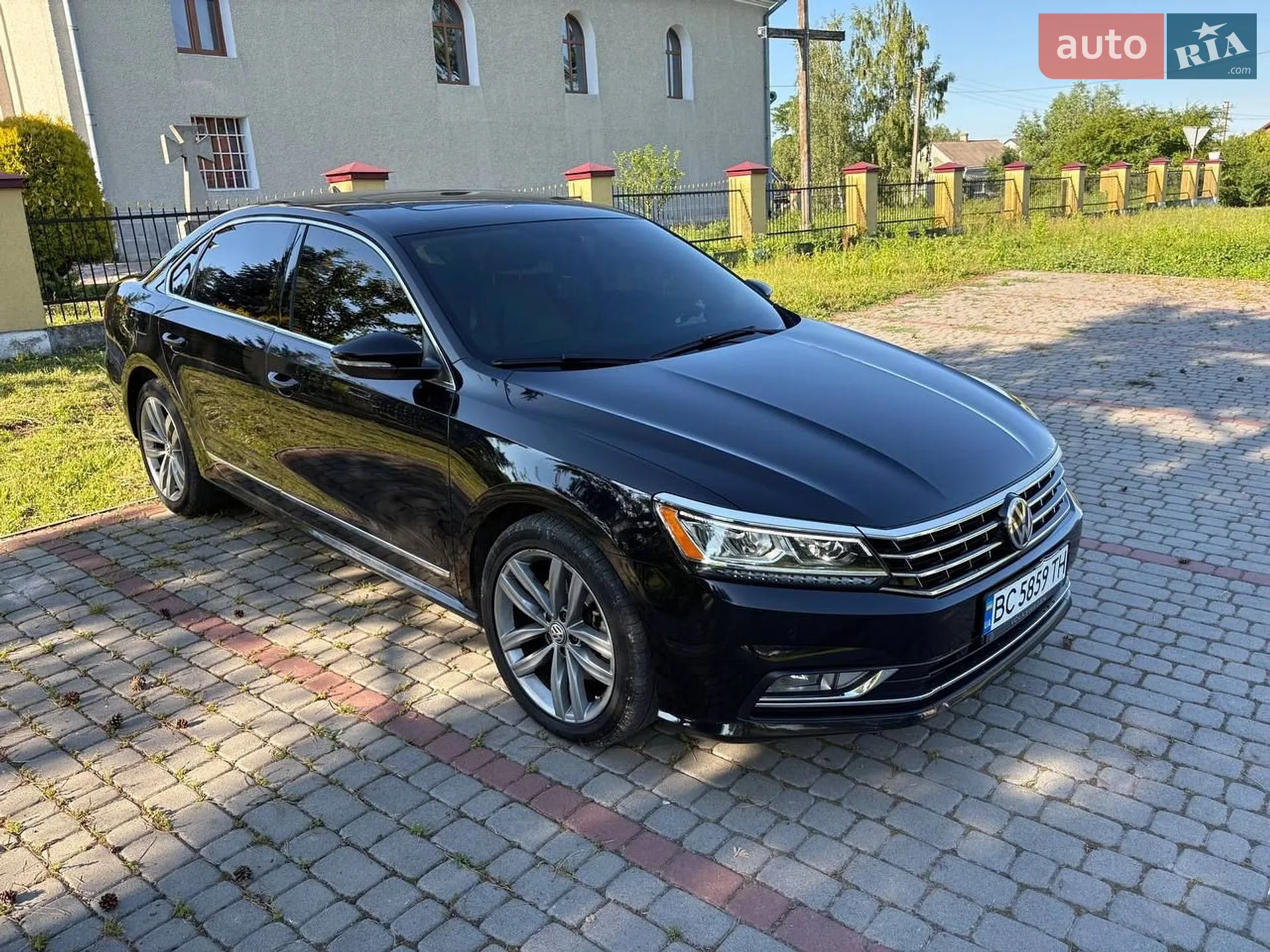 2017 Volkswagen Passat - фото 1