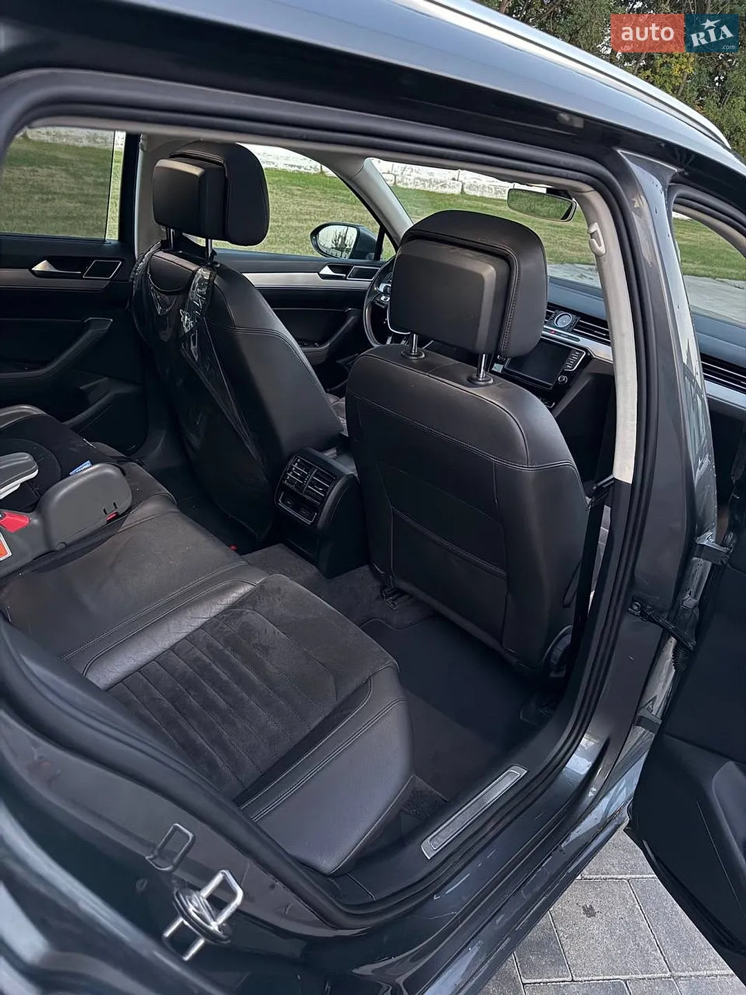 2015 Volkswagen Passat - мініатюра 9