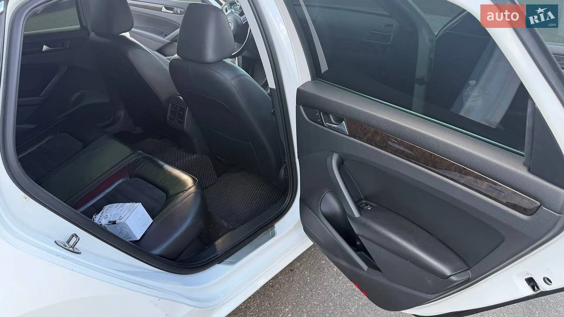 2013 Volkswagen Passat - мініатюра 11
