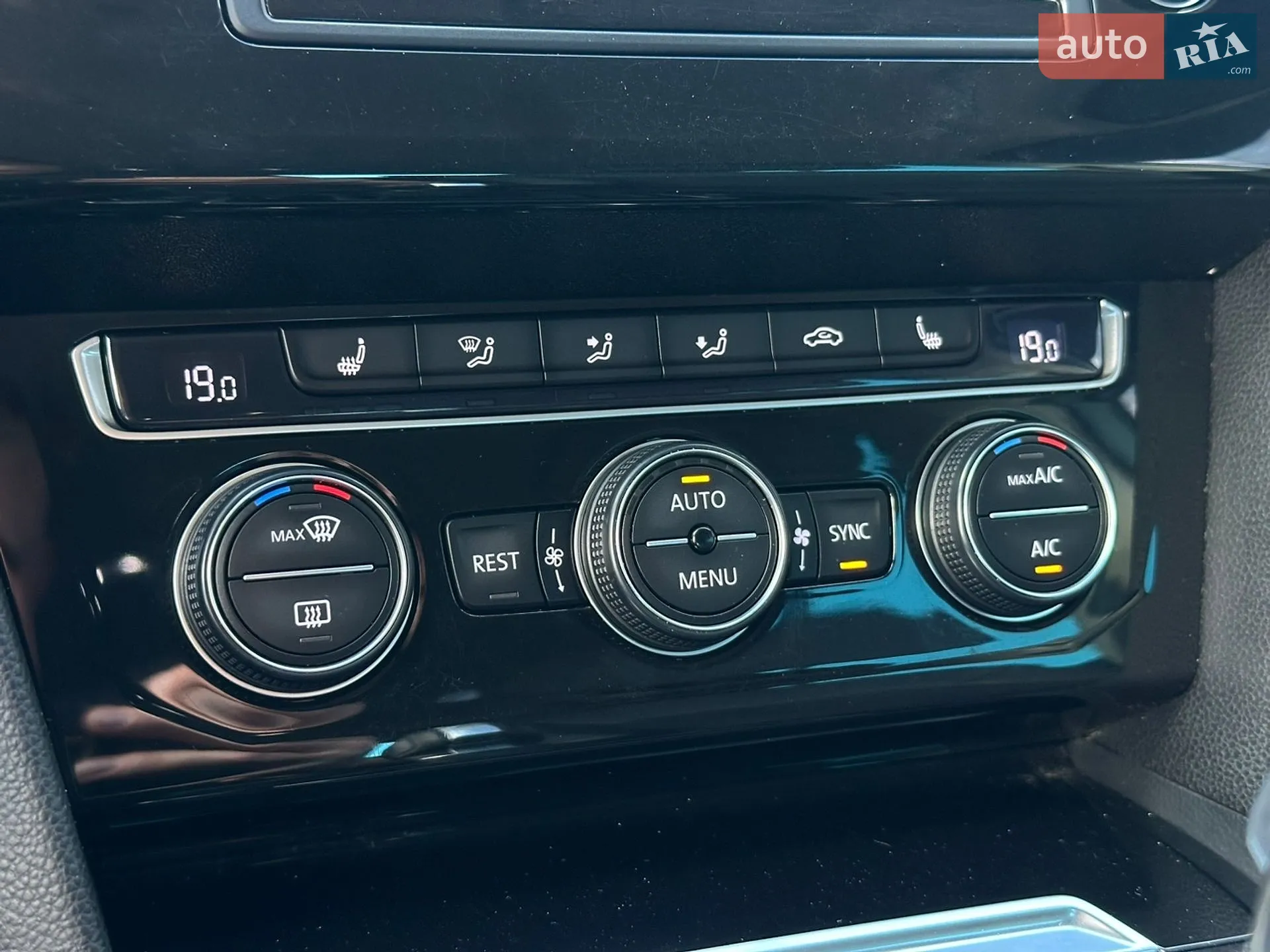 2017 Volkswagen Passat - мініатюра 34