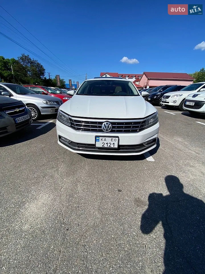 2017 Volkswagen Passat - мініатюра 27