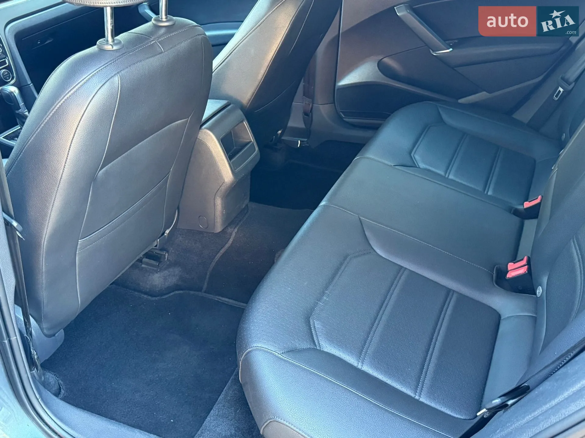 2016 Volkswagen Passat - мініатюра 10