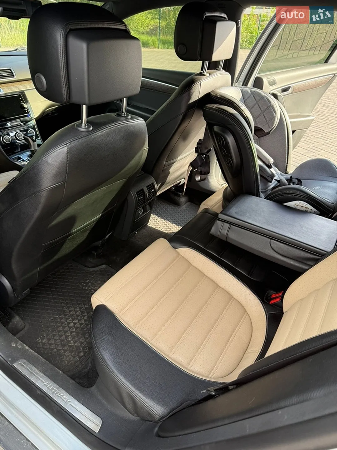 2012 Volkswagen Passat - мініатюра 11