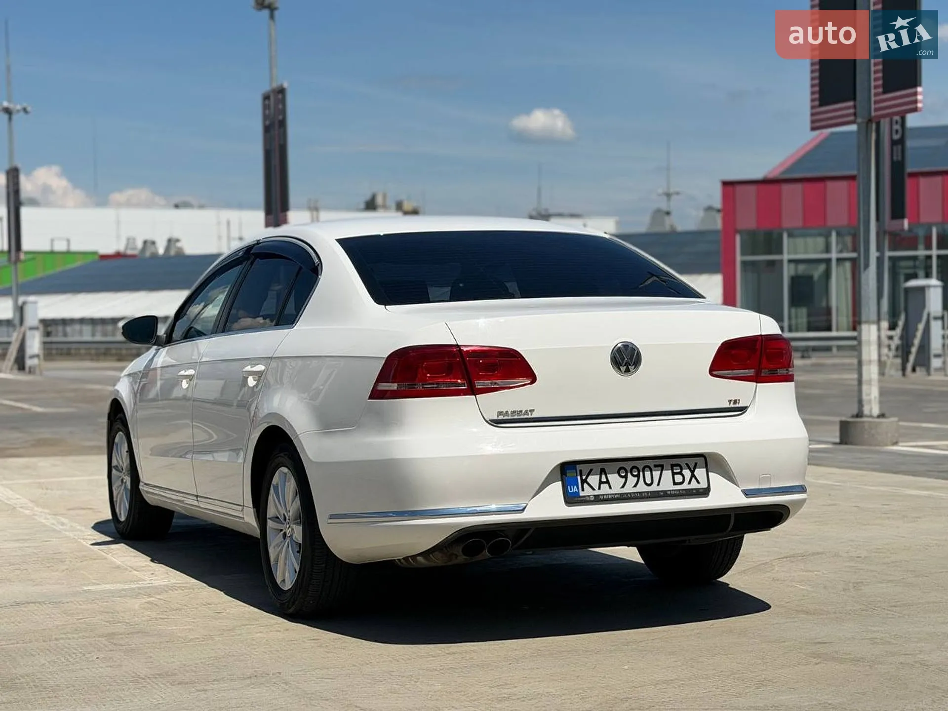 2013 Volkswagen Passat - мініатюра 4