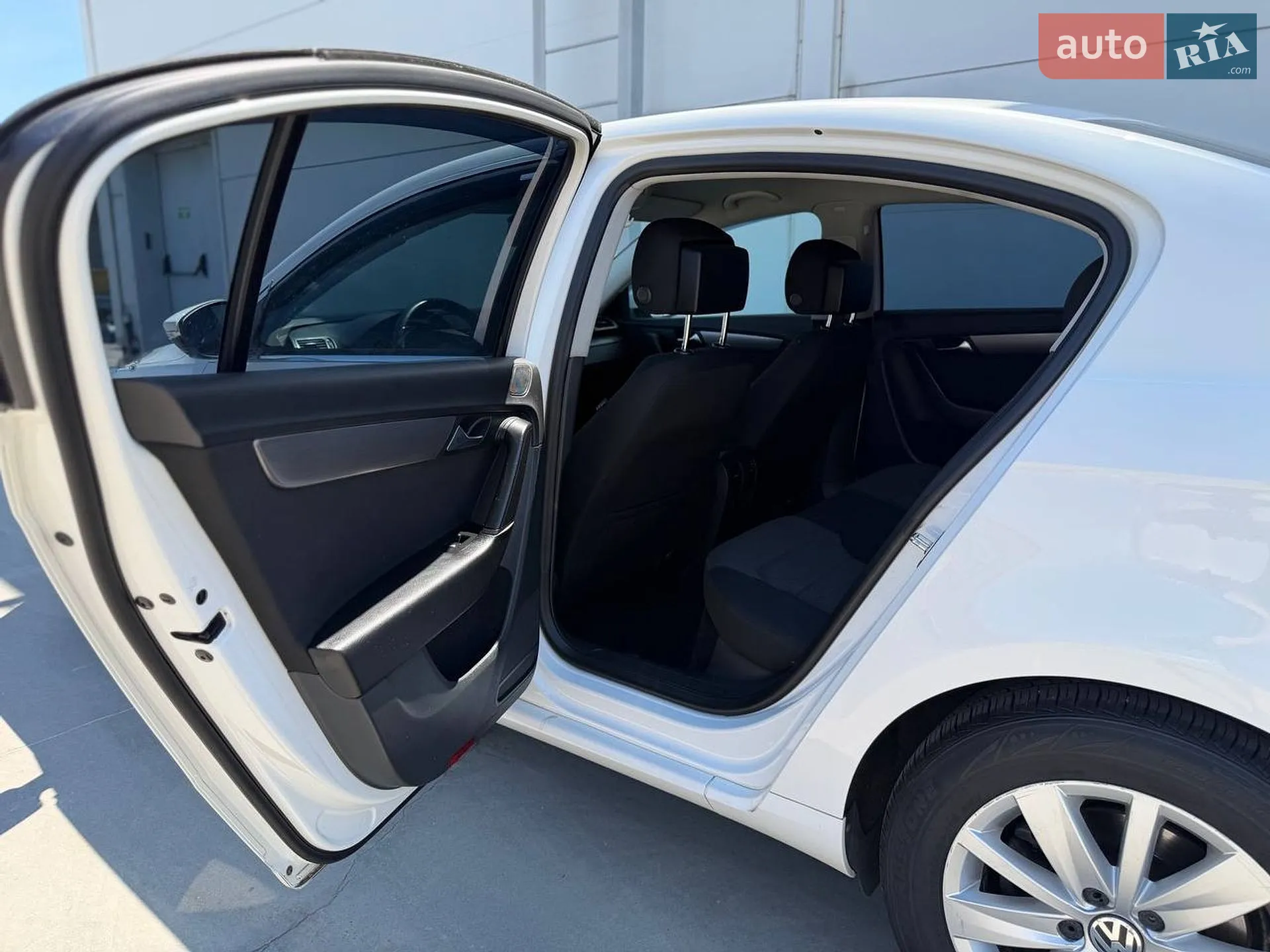2013 Volkswagen Passat - мініатюра 11