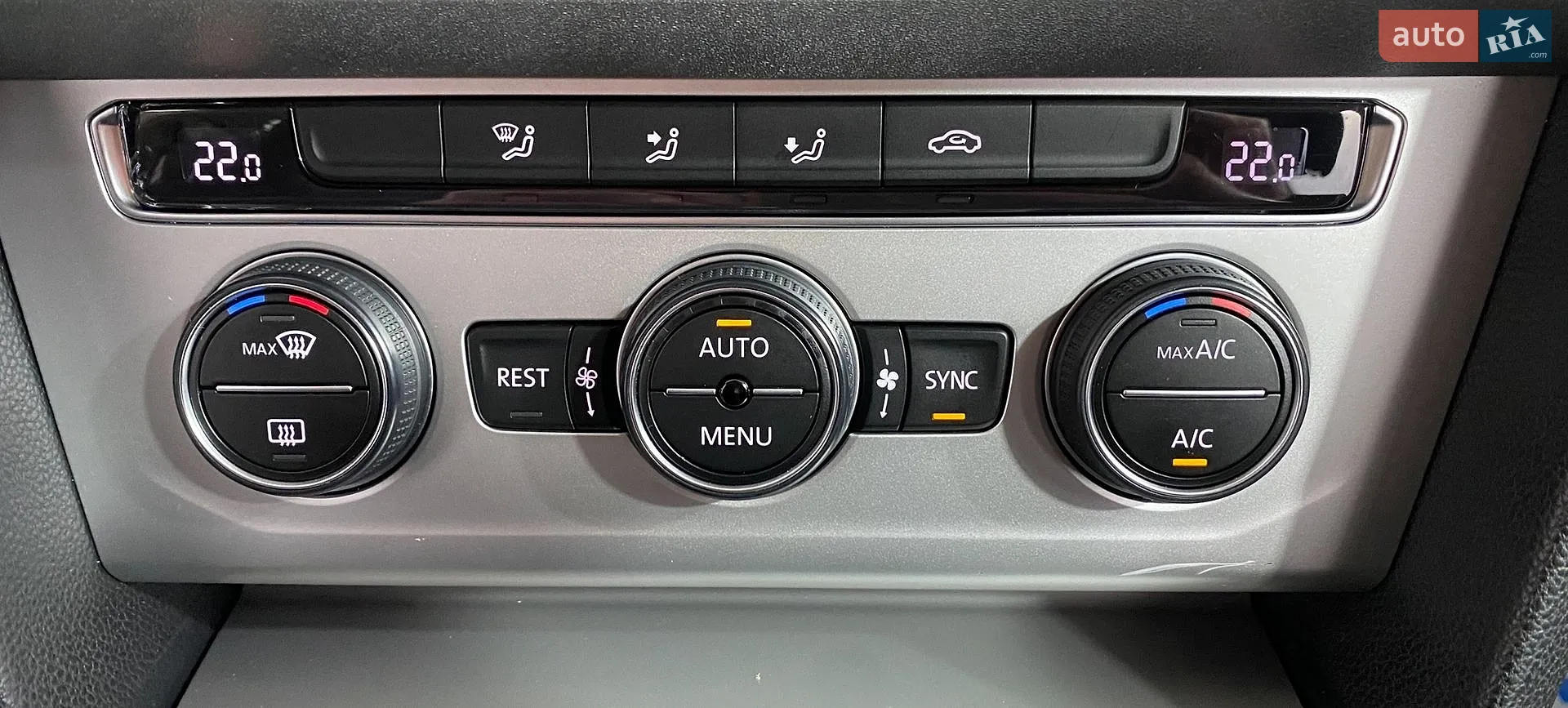 2018 Volkswagen Passat - мініатюра 23