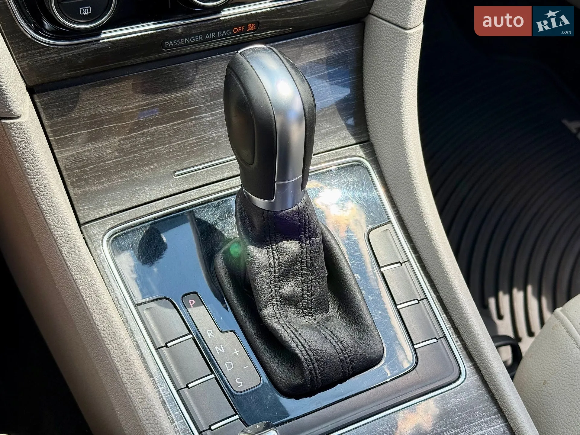 2016 Volkswagen Passat - мініатюра 15