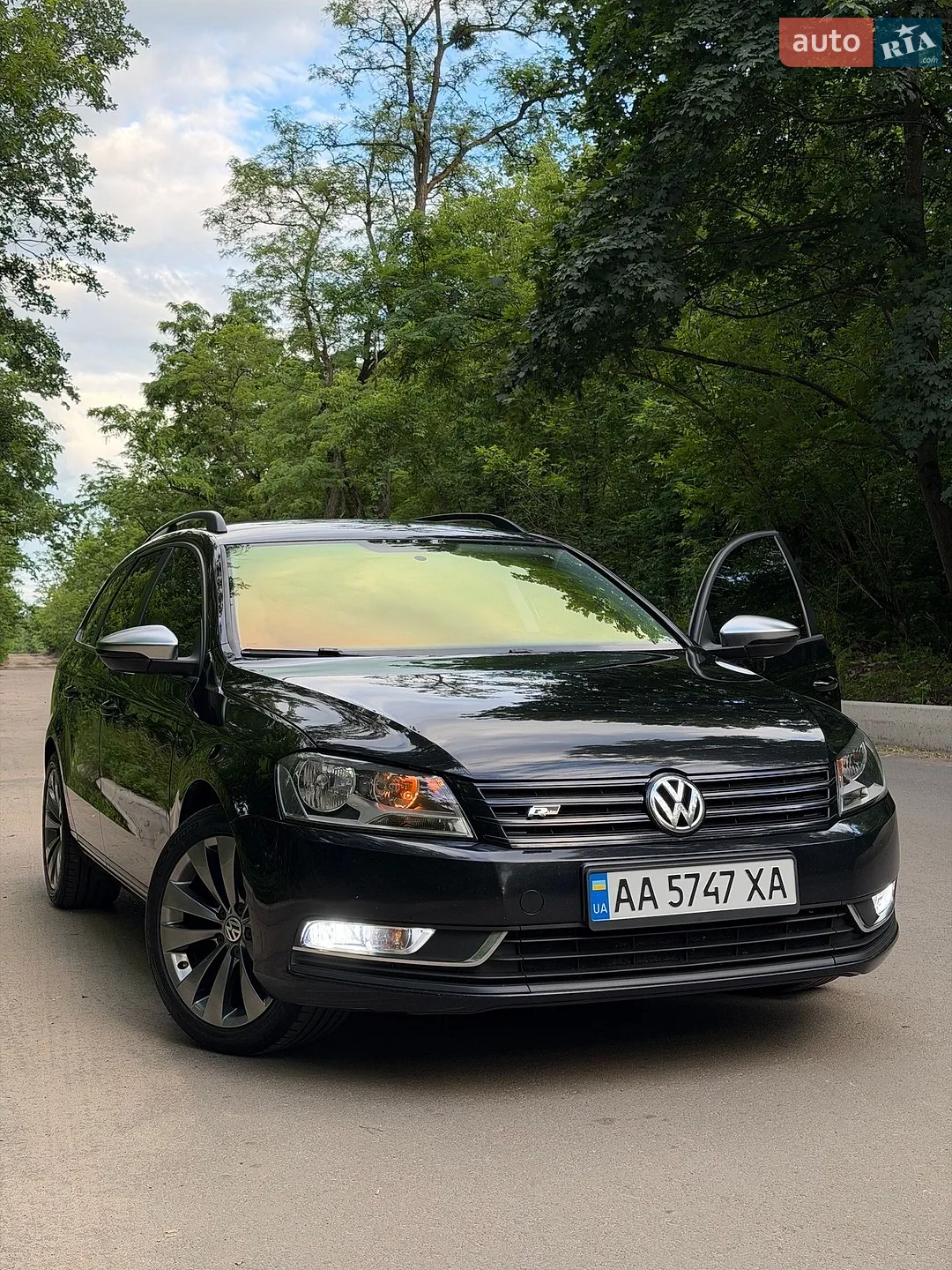 2013 Volkswagen Passat - мініатюра 2
