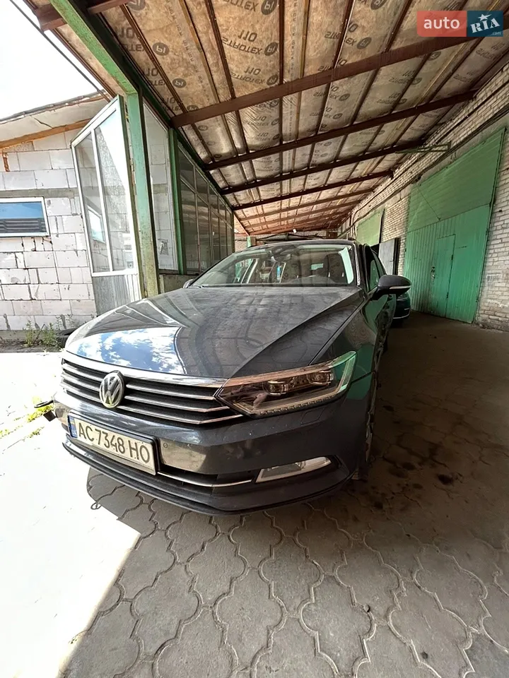 2016 Volkswagen Passat - мініатюра 21