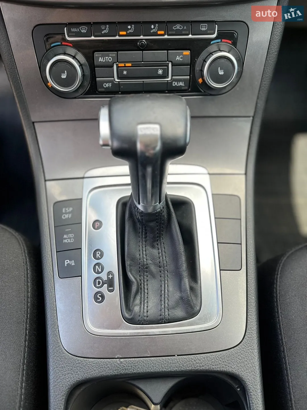 2010 Volkswagen Passat - мініатюра 15