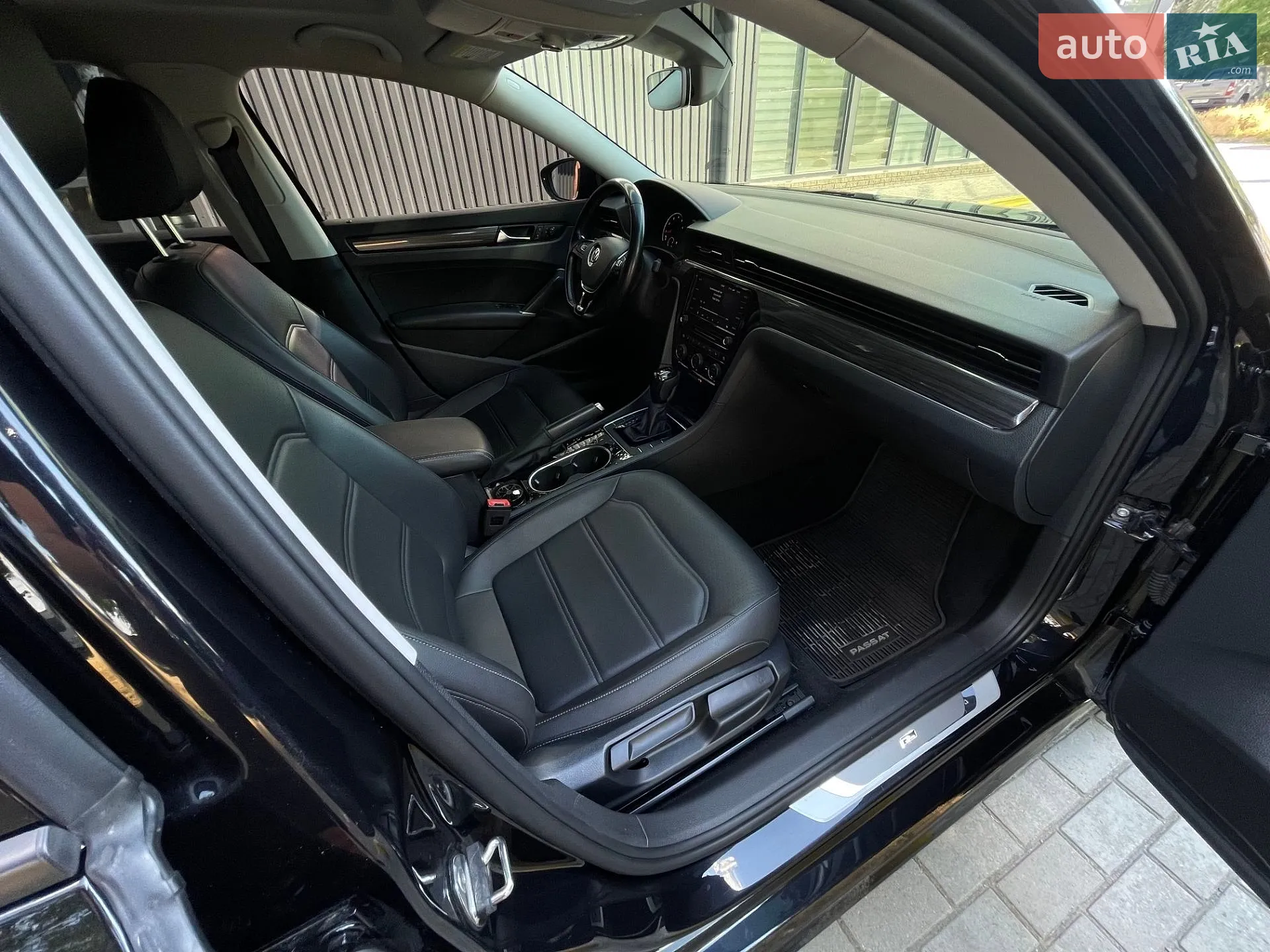 2019 Volkswagen Passat - мініатюра 22