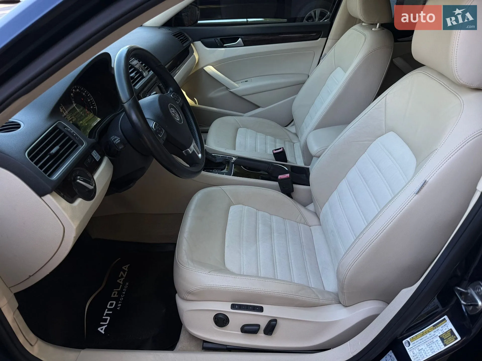 2014 Volkswagen Passat - мініатюра 31