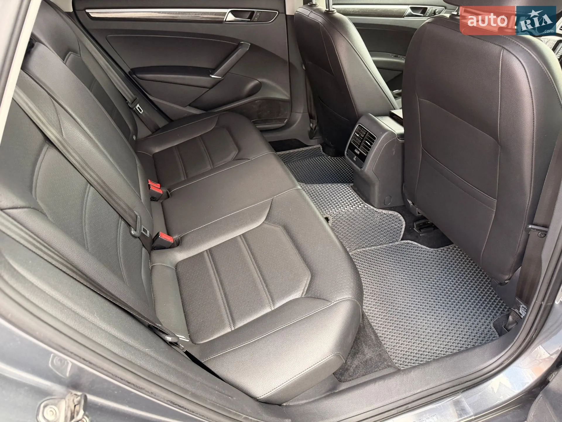 2016 Volkswagen Passat - мініатюра 13