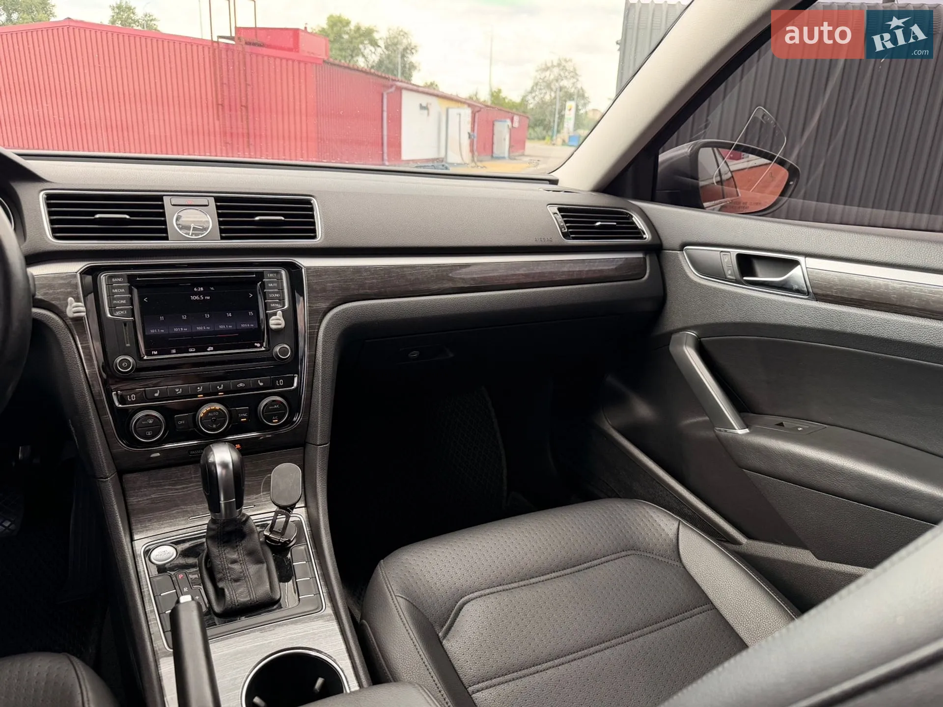 2016 Volkswagen Passat - мініатюра 23