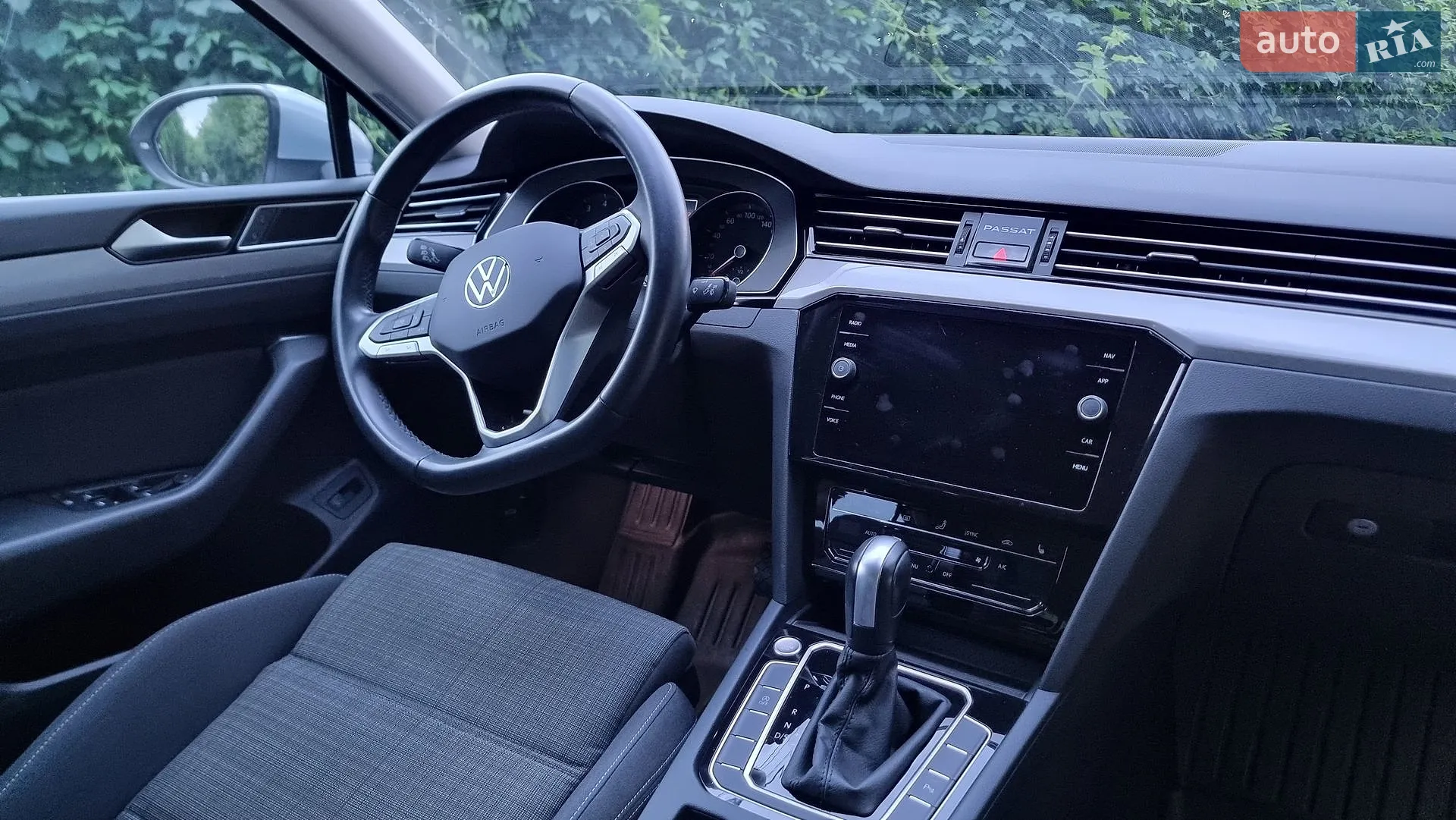 2022 Volkswagen Passat - мініатюра 29