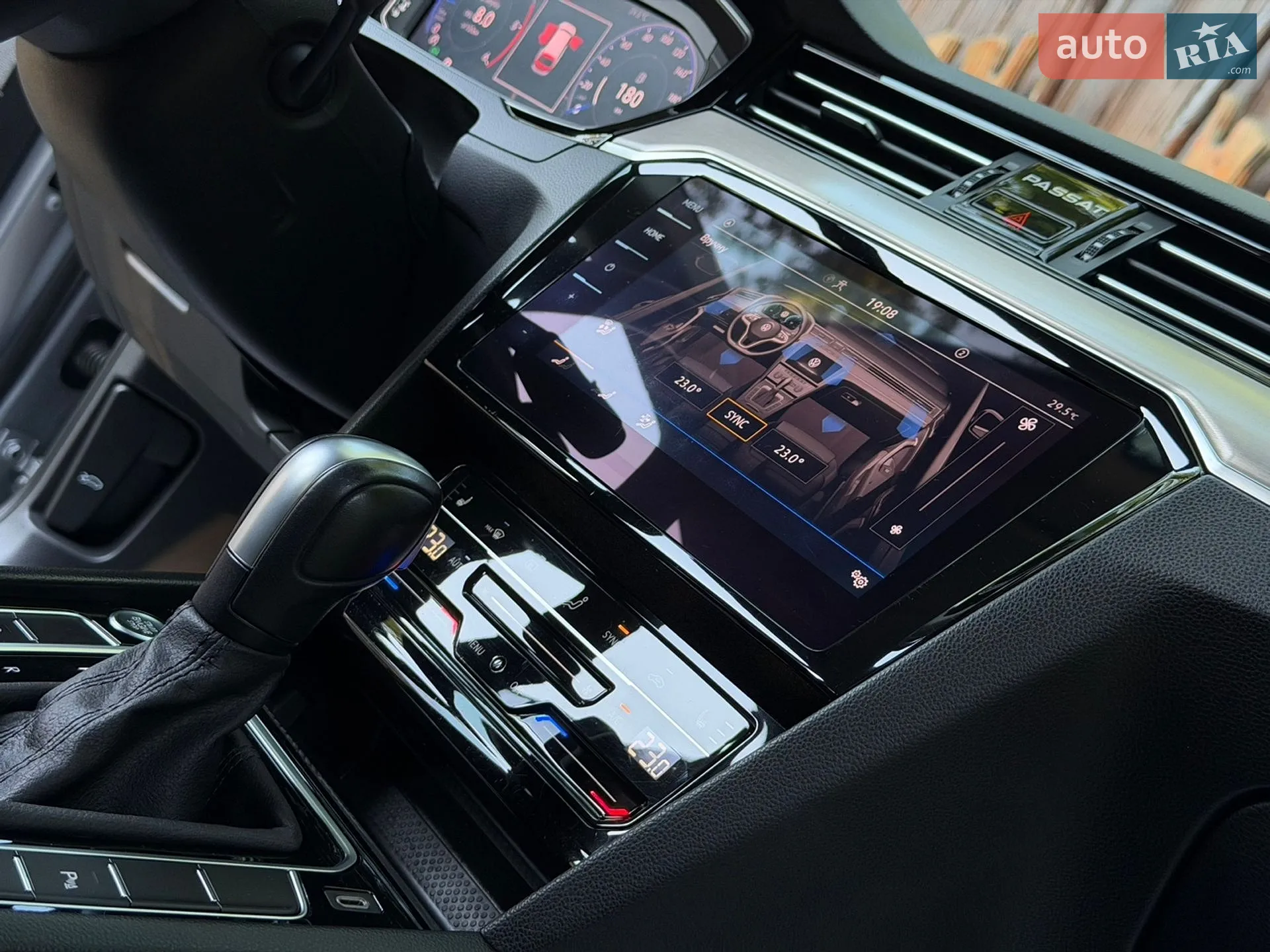2021 Volkswagen Passat - мініатюра 121