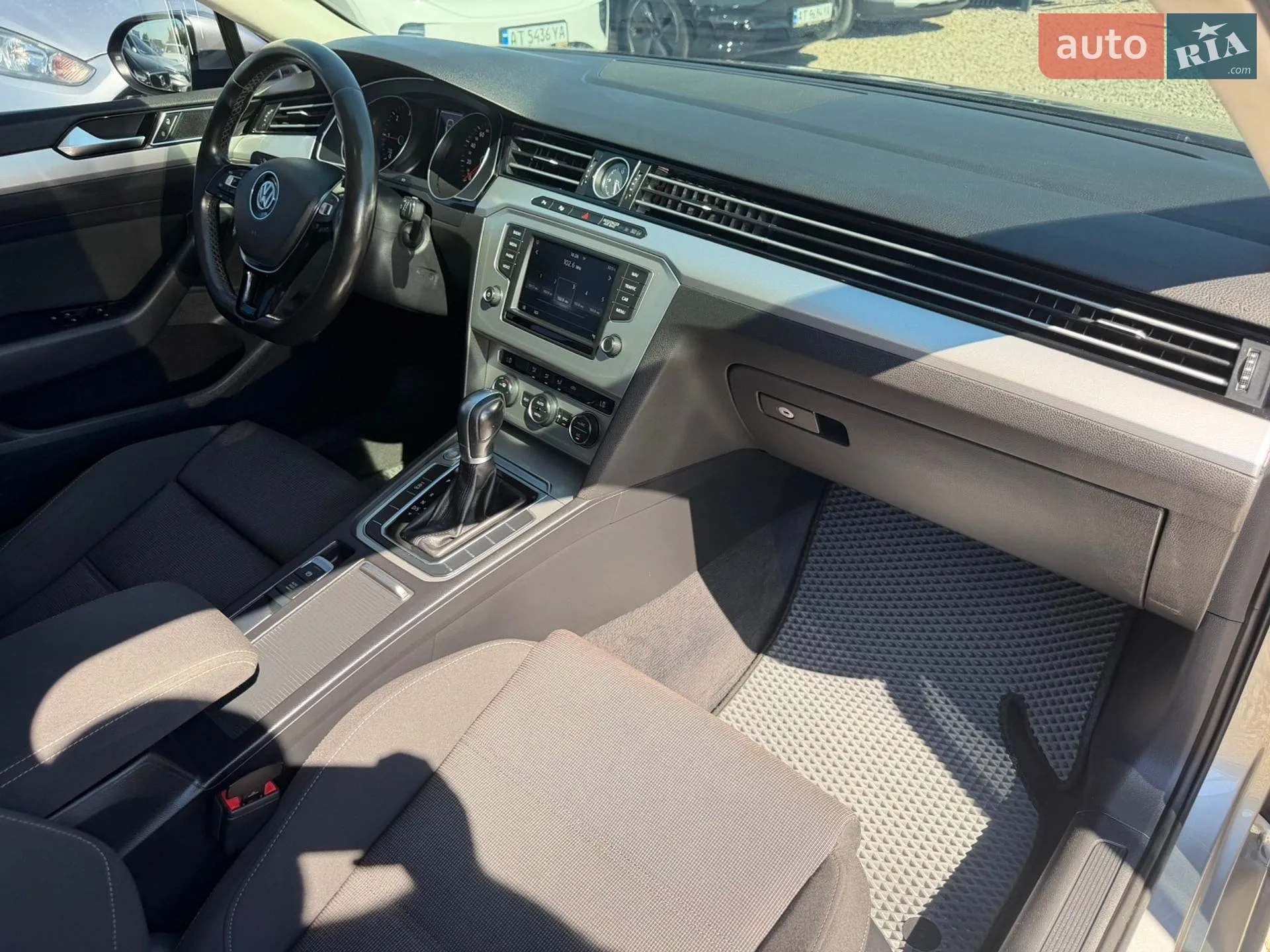 2016 Volkswagen Passat - мініатюра 28
