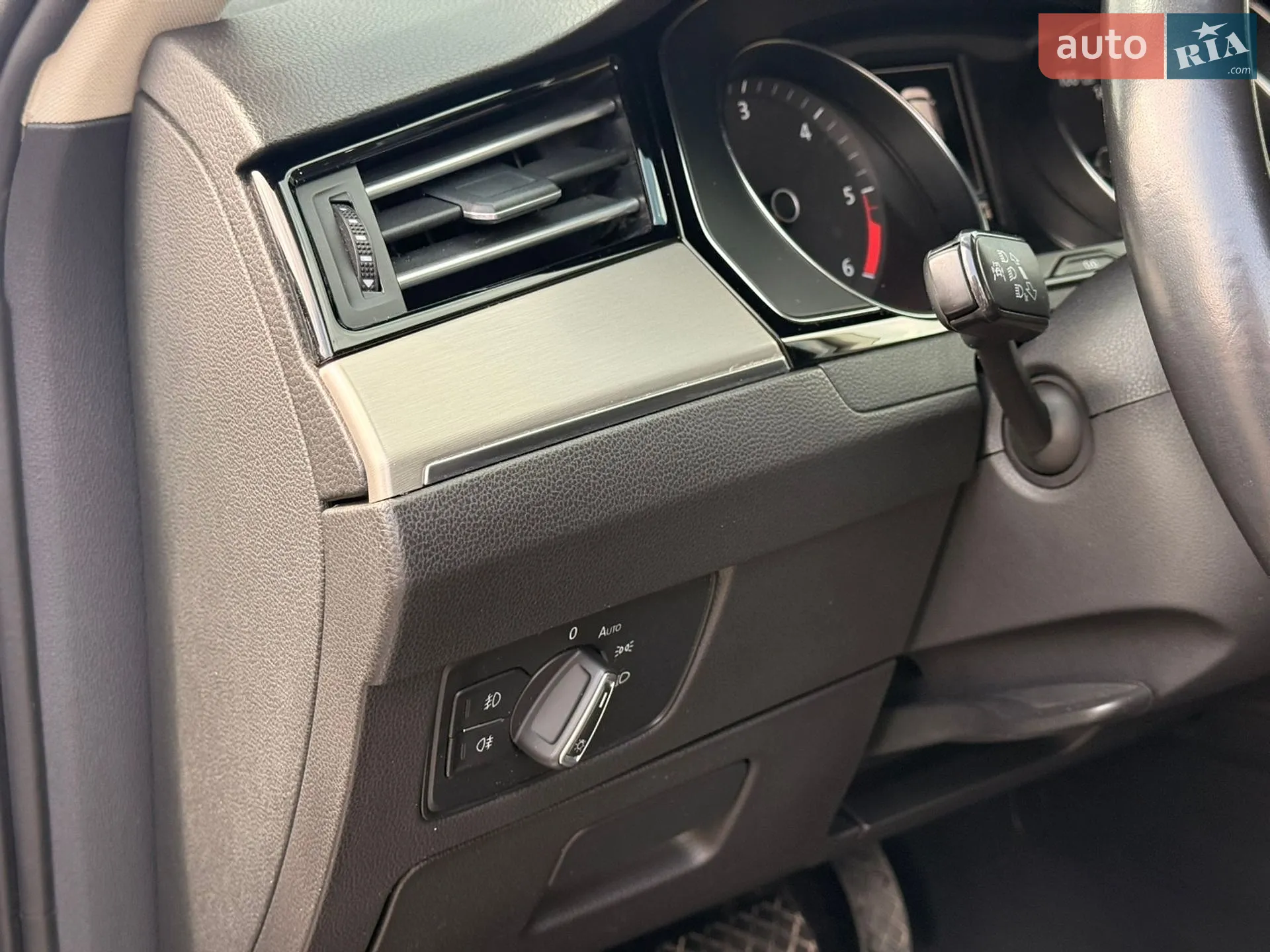 2018 Volkswagen Passat - мініатюра 24