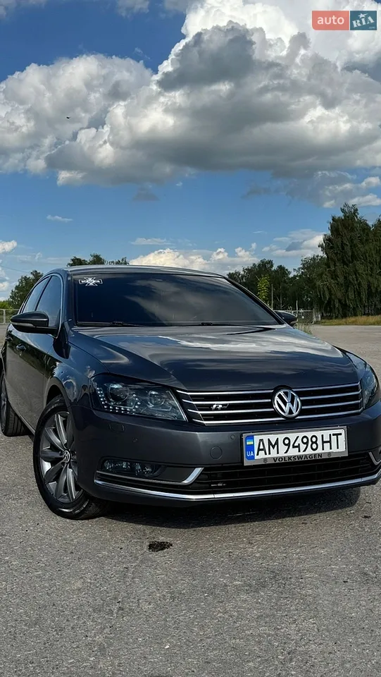 2013 Volkswagen Passat - мініатюра 29