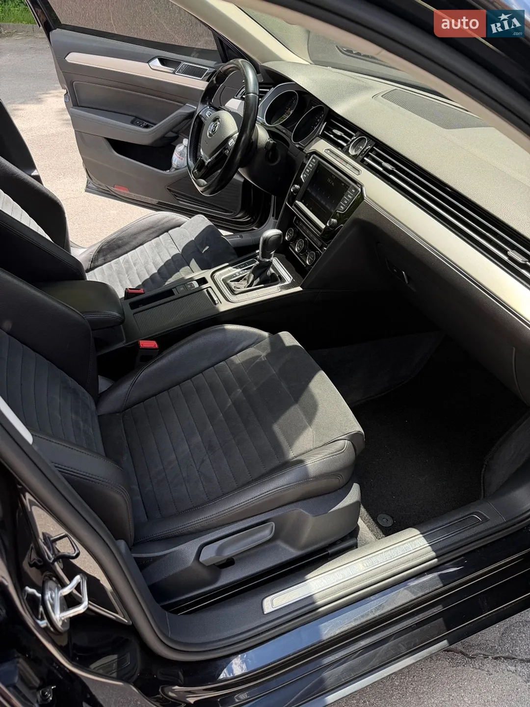 2015 Volkswagen Passat - мініатюра 12