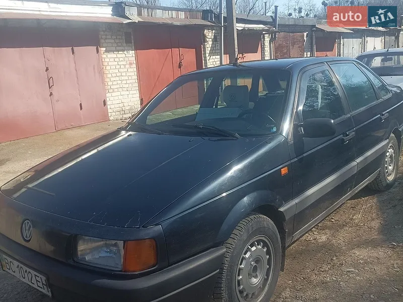 Volkswagen Passat 1992
