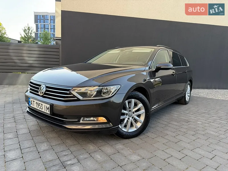 Volkswagen Passat 2017 VIN WVWZZZ3CZJE117175 фото оголошення 30 з 116