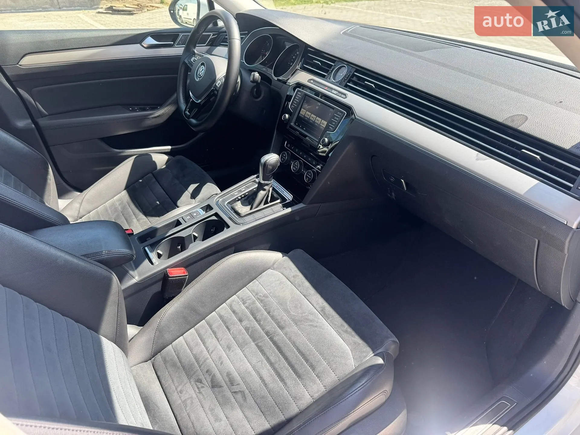 2015 Volkswagen Passat - мініатюра 18