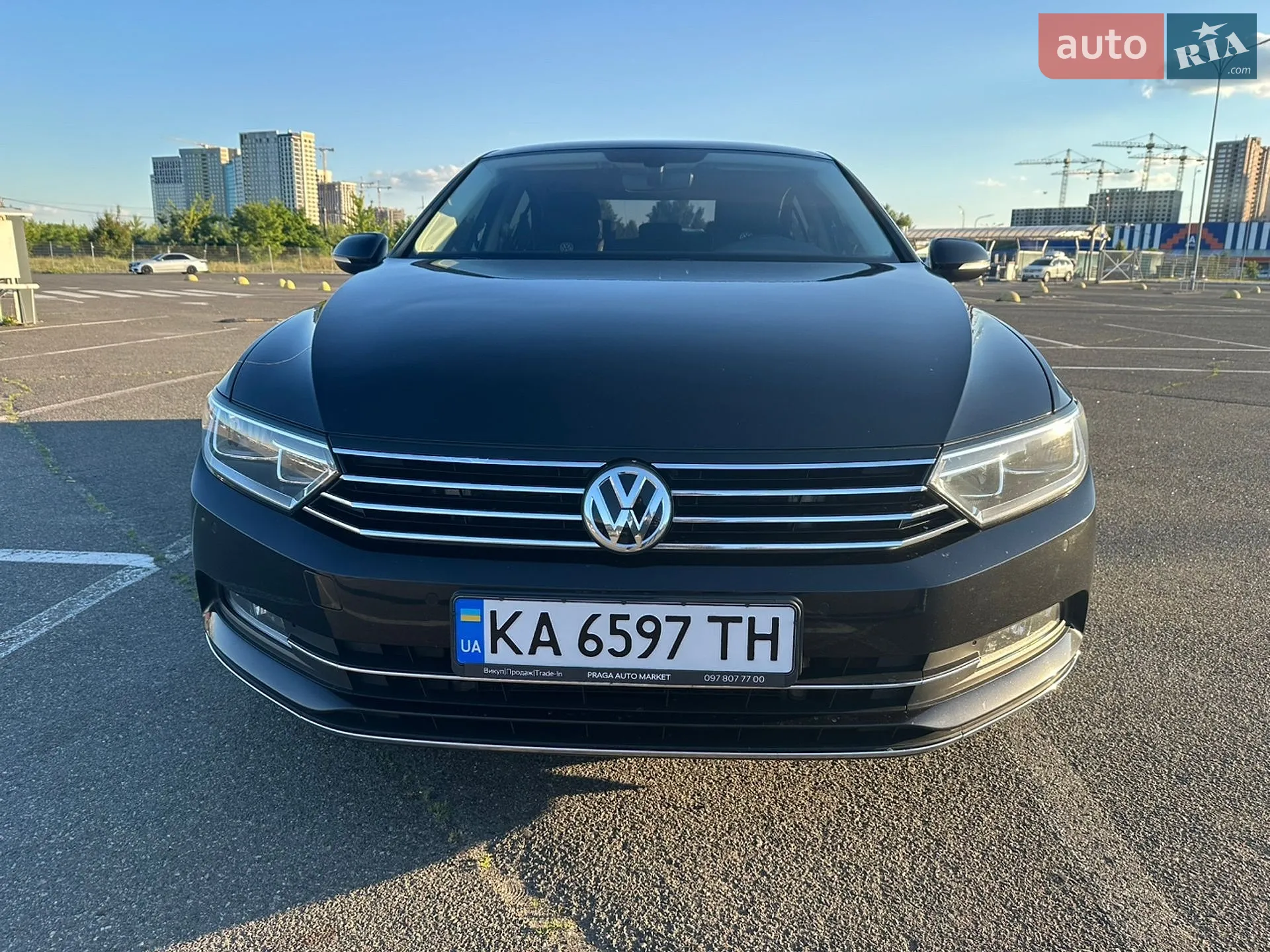 2019 Volkswagen Passat - мініатюра 3