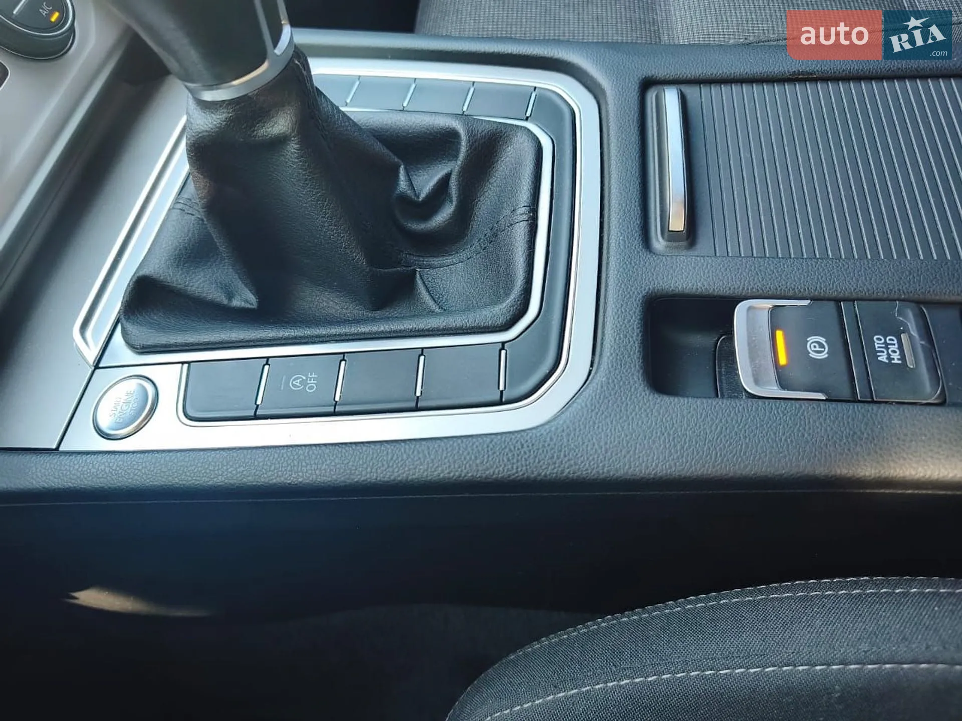 2016 Volkswagen Passat - мініатюра 24