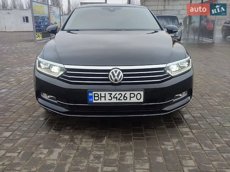 Volkswagen Passat 2017 VIN WVWZZZ3CZJE128951 фото оголошення 7 з 48