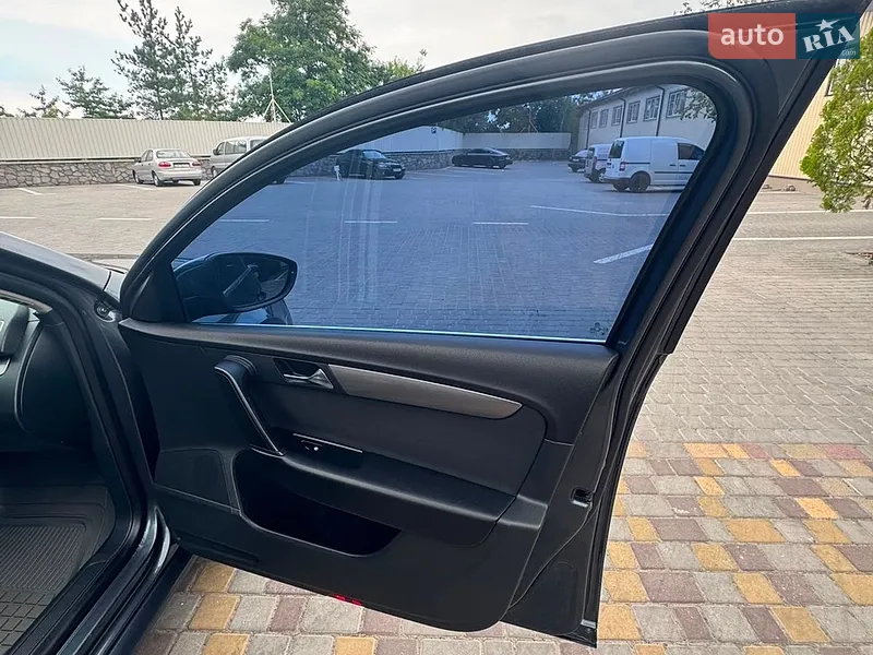 Volkswagen Passat 2012 VIN WVWZZZ3CZCE137758 фото оголошення 15 з 54