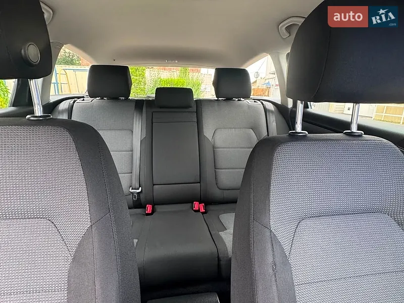 Volkswagen Passat 2012 VIN WVWZZZ3CZCE137758 фото оголошення 18 з 54