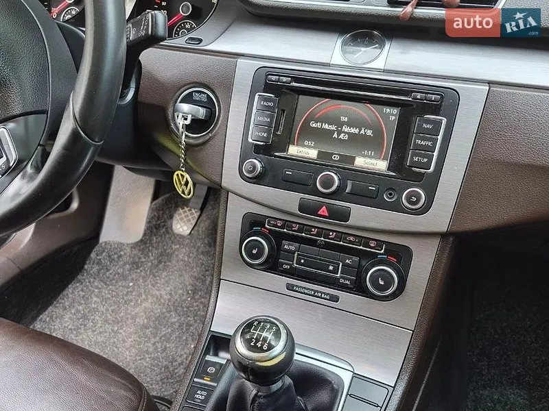 Volkswagen Passat 2010 VIN WVWZZZ3CZBE309131 фото оголошення 4 з 48