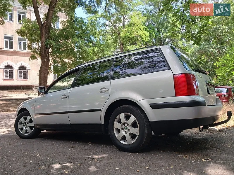 Volkswagen Passat 2000 VIN WVWZZZ3BZYE285746 фото оголошення 8 з 50