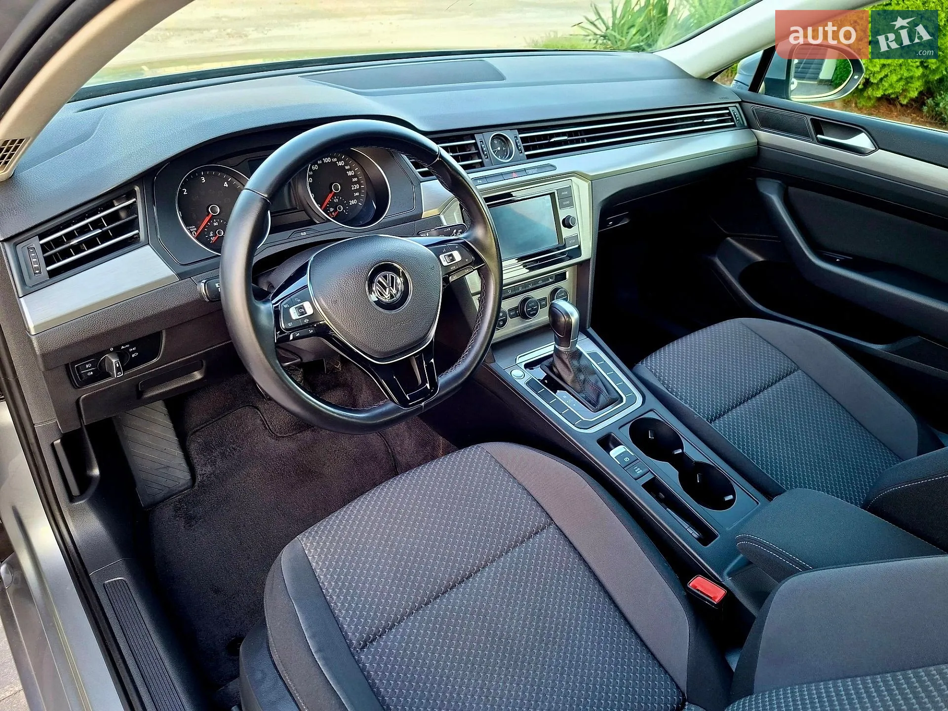 2018 Volkswagen Passat - мініатюра 15