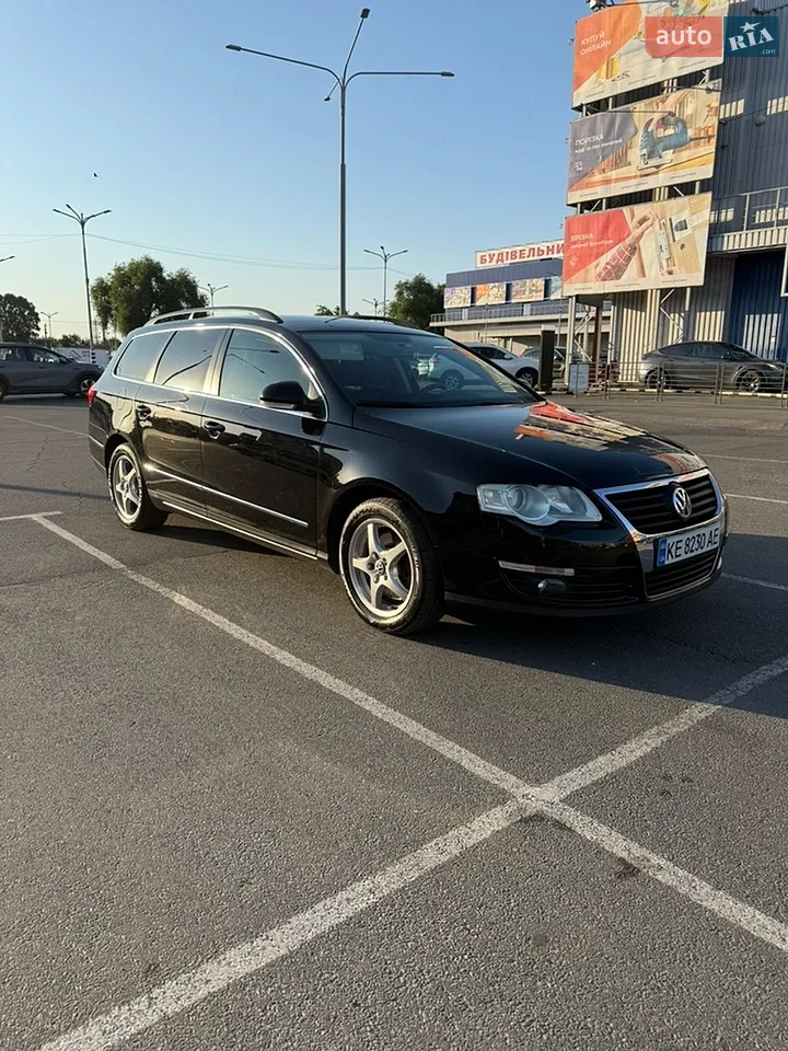 2010 Volkswagen Passat - мініатюра 19